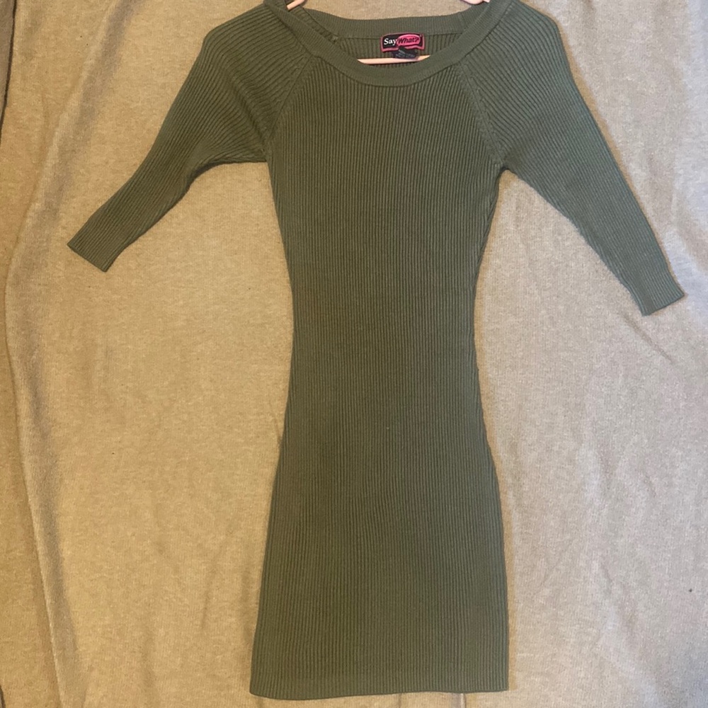 Green dress midi sleeve